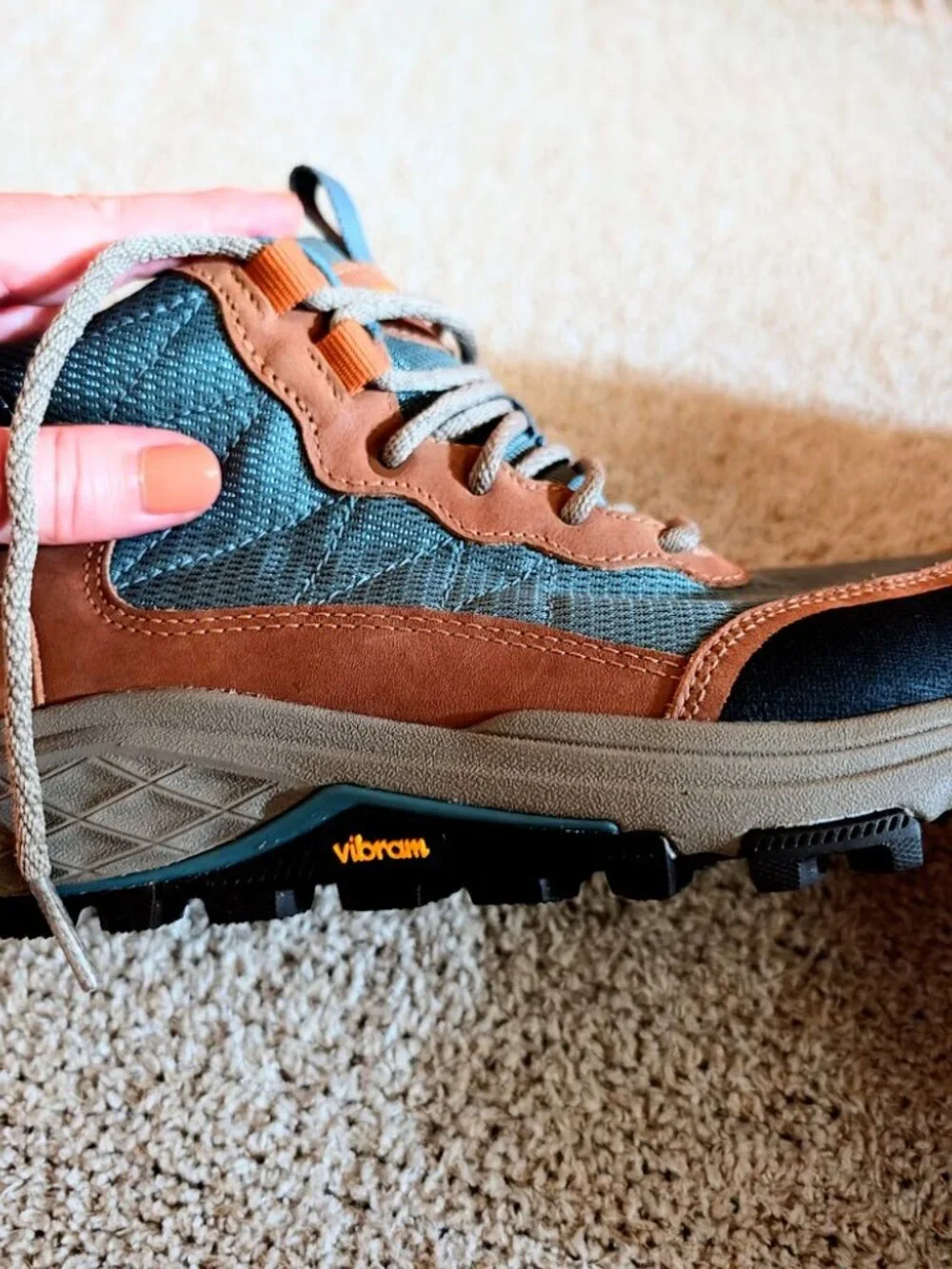 Teva | Ridgeview Mid RP Hiking Boots - Women in Tan/Trooper Size 7.5